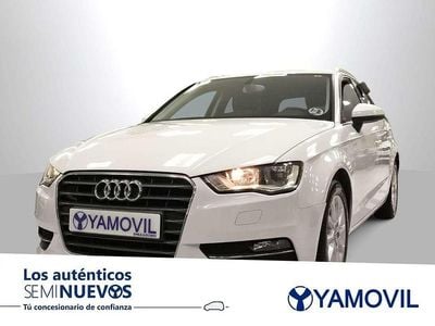 Usado Audi A3 Sportback Attraction 105 CV (77 kW) 2013 Blanco Utilitario