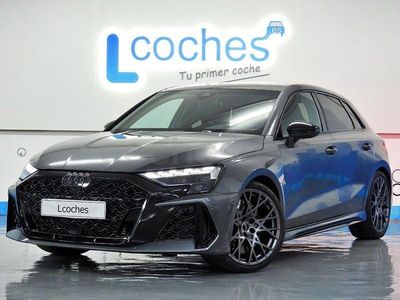 Usado Audi RS3 400 CV (294 kW) 2025 Gris / plata Berlina