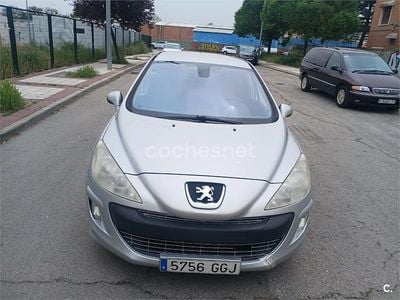 Usado Peugeot 308 Premium 136 CV (100 kW) 2008 Gris / plata Berlina