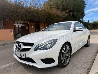 Usado Mercedes E220 170 CV (125 kW) 2015 Blanco Coupe