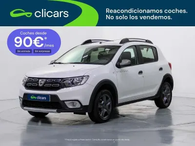Usado Dacia Sandero Stepway Ambiance 90 CV (66 kW) 2017 Blanco Utilitario