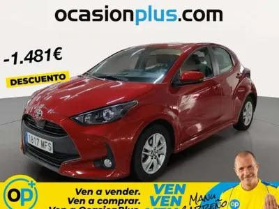 Begagnad Toyota Yaris Edition 125 HK (91 kW) 2023 Röd Halvkombi
