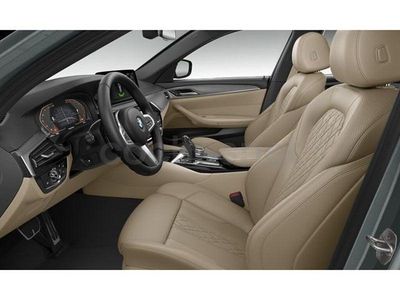 Gris / plata Usado 2023 BMW 520 Comfort Edition Familiar | 41.900 € (Precio justo)