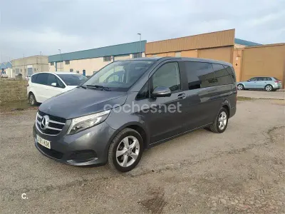 Usado Mercedes V200 136 CV (100 kW) 2018 Gris / plata Monovolumen