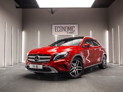 Usado Mercedes GLA200 Urban 136 CV (100 kW) 2015 Rojo SUV