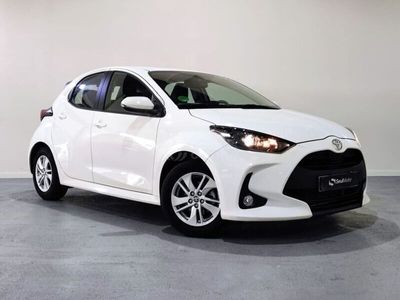 usado Toyota Yaris Hybrid 