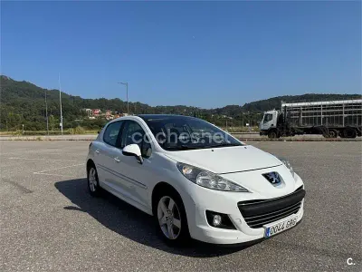 Usado Peugeot 207 Sport 90 CV (66 kW) 2009 Blanco Berlina