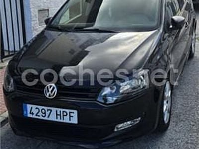 Usado VW Polo Advance 75 CV (55 kW) 2013 Negro Utilitario
