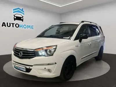 Usado SsangYong Rodius 178 CV (130 kW) 2017 Blanco Monovolumen
