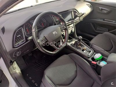 Blanco Usado 2017 Seat Leon FR Berlina | 15.000 € (Precio justo)