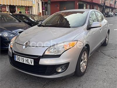 Usado Renault Mégane Expression 115 CV (84 kW) 2012 Gris / plata Berlina