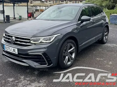 Używany VW Tiguan R-line 150 KM (110 kW) 2022 Szary SUV