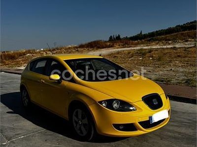 Amarillo Usado 2007 Seat Leon Reference Berlina | 6500 € (Precio justo)