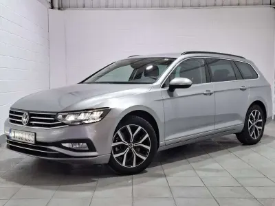 Usado VW Passat Executive 150 CV (110 kW) 2021 Gris Familiar