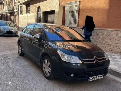 Usado Citroën C4 92 CV (67 kW) 2006 Negro Berlina