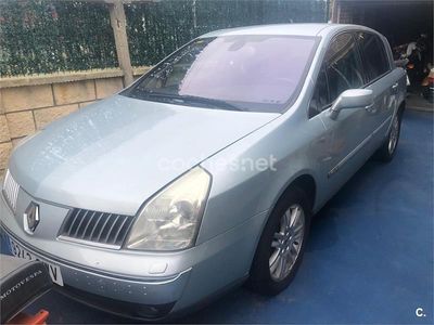 Gris / plata Usado 2004 Renault Vel Satis Privilege Utilitario | 4500 €