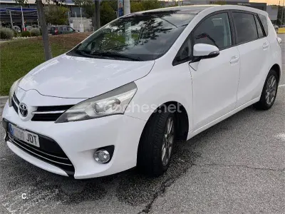 Usado Toyota Verso Advance 112 CV (82 kW) 2015 Blanco Monovolumen