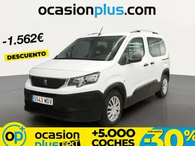 Usado Peugeot Rifter Active 75 CV (55 kW) 2023 Blanco Monovolumen