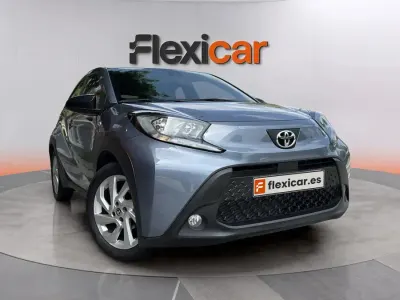 Usado Toyota Aygo X 72 CV (52 kW) 2024 Blanco SUV