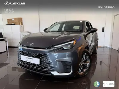 Usado Lexus LBX 136 CV (100 kW) 2025 Gris SUV