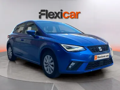 Usado Seat Ibiza Style 80 CV (58 kW) 2023 Azul Utilitario