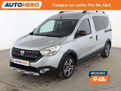 Usado Dacia Dokker 131 CV (96 kW) 2019 Plateado Monovolumen