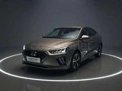 Usado Hyundai Ioniq 141 CV (103 kW) 2022 Gris / plata Utilitario