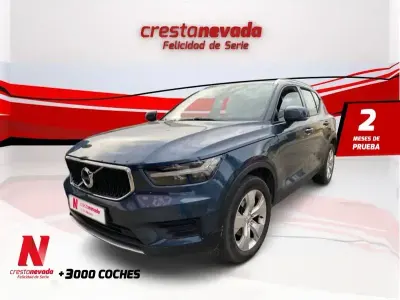 Usado Volvo XC40 Momentum 150 CV (110 kW) 2021 Azul SUV