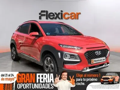 Usado Hyundai Kona Style 141 HP (103 kW) 2019 Laranja SUV