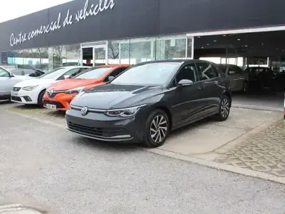 Käytetty VW Golf VIII 204 HP (150 kW) 2022 Harmaa Viistoperä
