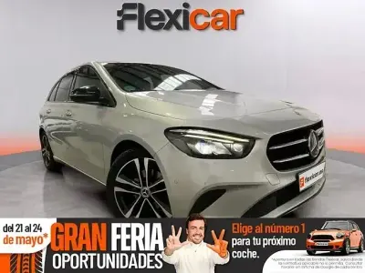 Begagnad Mercedes B180