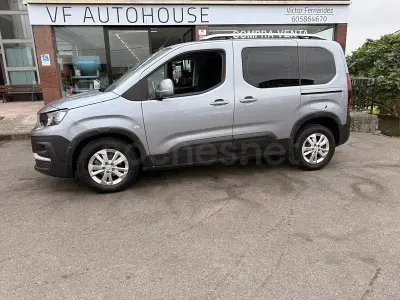 Usado Peugeot Rifter Active 100 CV (73 kW) 2019 Gris / plata Monovolumen