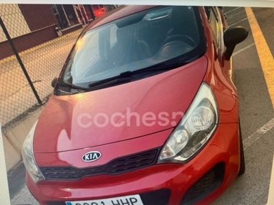 usado Kia Rio 1.4 CRDi WGT Drive 66 kW (90 CV)