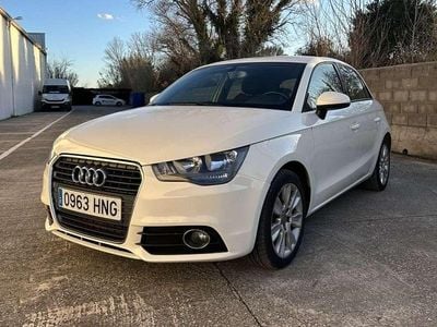 Blanco Usado 2012 Audi A1 Sportback Ambition Utilitario | 12.490 € (Precio justo)