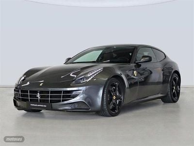 Usado Ferrari FF 660 CV (485 kW) 2012 Grigio silverstone Familiar