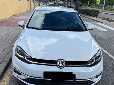 Usado VW Golf VII Sport 150 CV (110 kW) 2019 Blanco Familiar