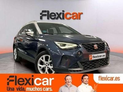 Usado Seat Arona FR 110 CV (80 kW) 2024 Gris SUV
