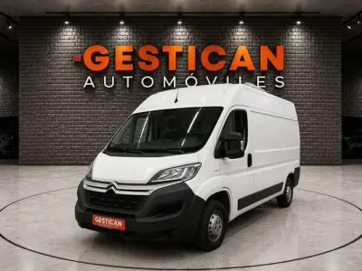 Usado Citroën Jumper 2022 Blanco Monovolumen