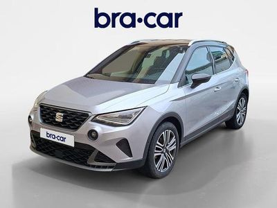 Usado Seat Arona FR 110 CV (80 kW) 2023 Gris / plata SUV