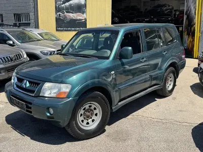 Usado Mitsubishi Montero Instyle 160 CV (117 kW) 2006 Verde SUV