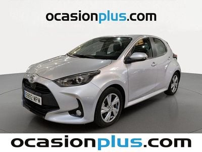 Usado Toyota Yaris Hybrid Active 116 CV (85 kW) 2024 Gris Utilitario