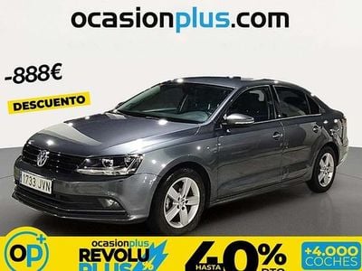 Usado VW Jetta Advance 110 CV (80 kW) 2016 Gris Berlina