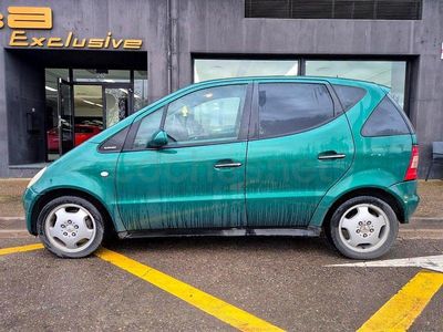 Usado Mercedes A160 Elegance 102 CV (75 kW) 1998 Verde Monovolumen