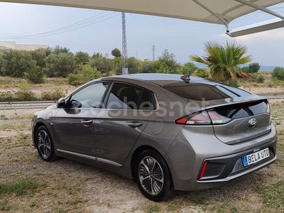 Usado Hyundai Ioniq 141 CV (103 kW) 2020 Beige Utilitario
