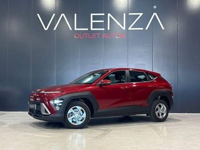 Usado Hyundai Kona 120 CV (88 kW) 2024 Gris SUV