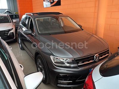 Gris / plata Usado 2019 VW Tiguan Sportline SUV | 26.900 € (Caro)