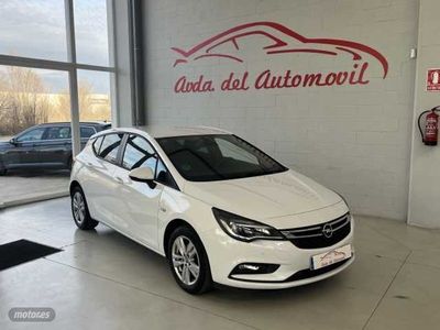 Usado Opel Astra Selective 125 CV (91 kW) 2019 Blanco Utilitario