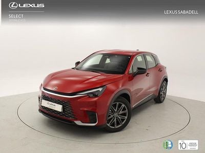 Rojo Usado 2025 Lexus LBX SUV | 33.525 € (Precio justo)
