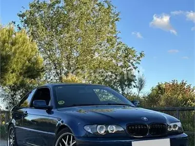 Usado BMW 320 150 CV (110 kW) 2006 Azul Coupe
