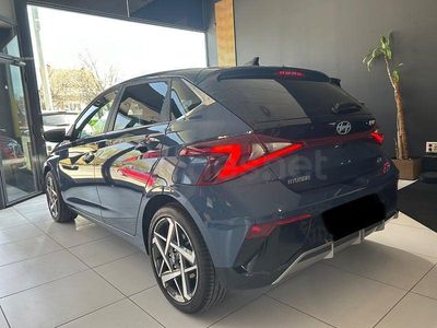 Usado Hyundai i20 100 CV (73 kW) 2024 Azul Utilitario